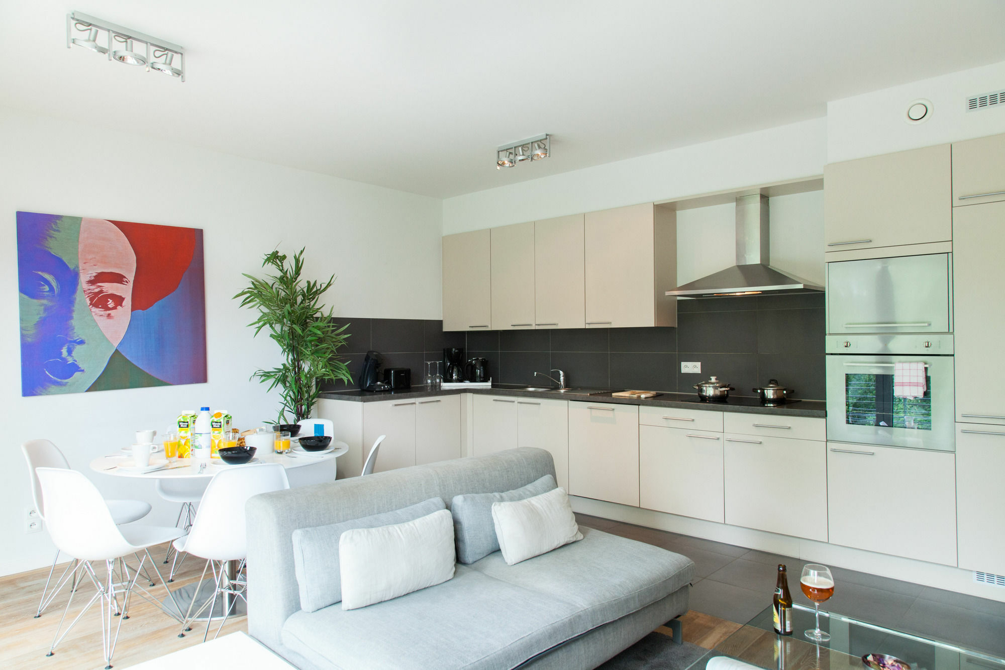 Sweet Inn Apartments - Germoir Брюксел Екстериор снимка