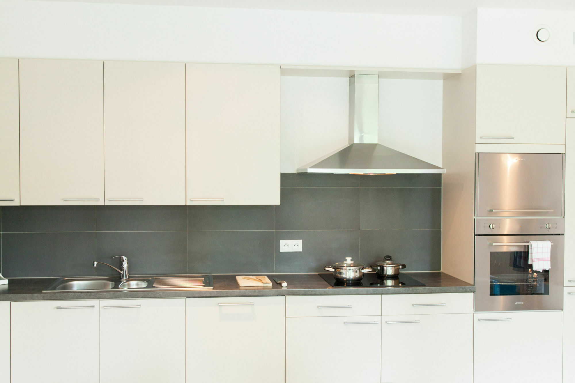 Sweet Inn Apartments - Germoir Брюксел Екстериор снимка